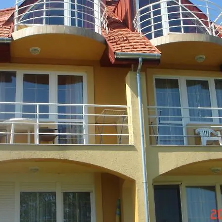 Alex Apartman Apartment