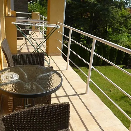 Alex Apartman Apartment *