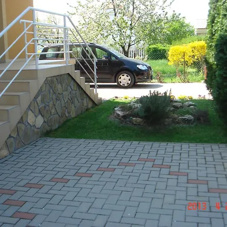 Alex Apartman *