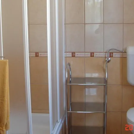 Alex Apartman *